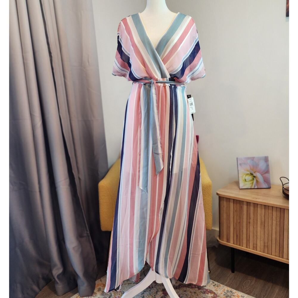 Luxology Womens 8 Rainbow Stiped Maxi Dress  Retro Vibe Short Sleeve NWT